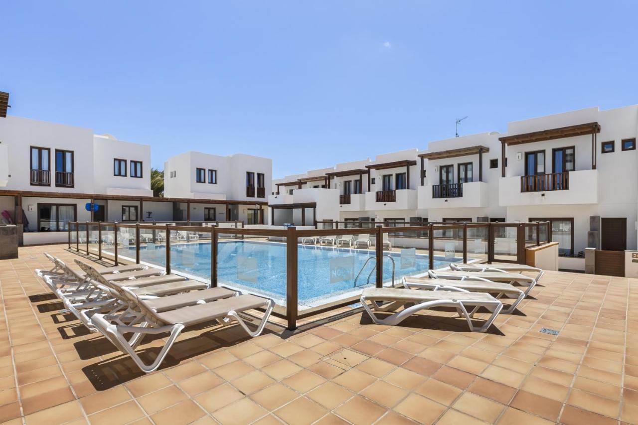 La Malvarrosa Puerto Calero Exterior foto